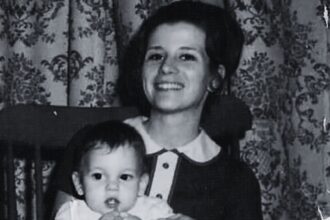 Carolyn Elaine Wax