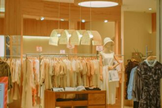 How Boutique Dresses Stay Ahead of Fashion Trends