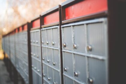 How to Choose the Right Mailing Box for Your Business