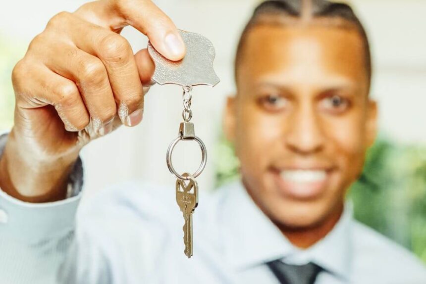 What a Buyer's Advocate Does When You’re Abroad