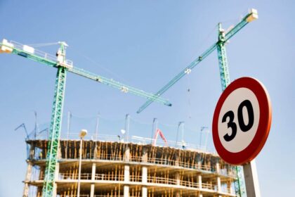 ​​​​7 Reasons to Hire Steel Road Plates for Construction Projects