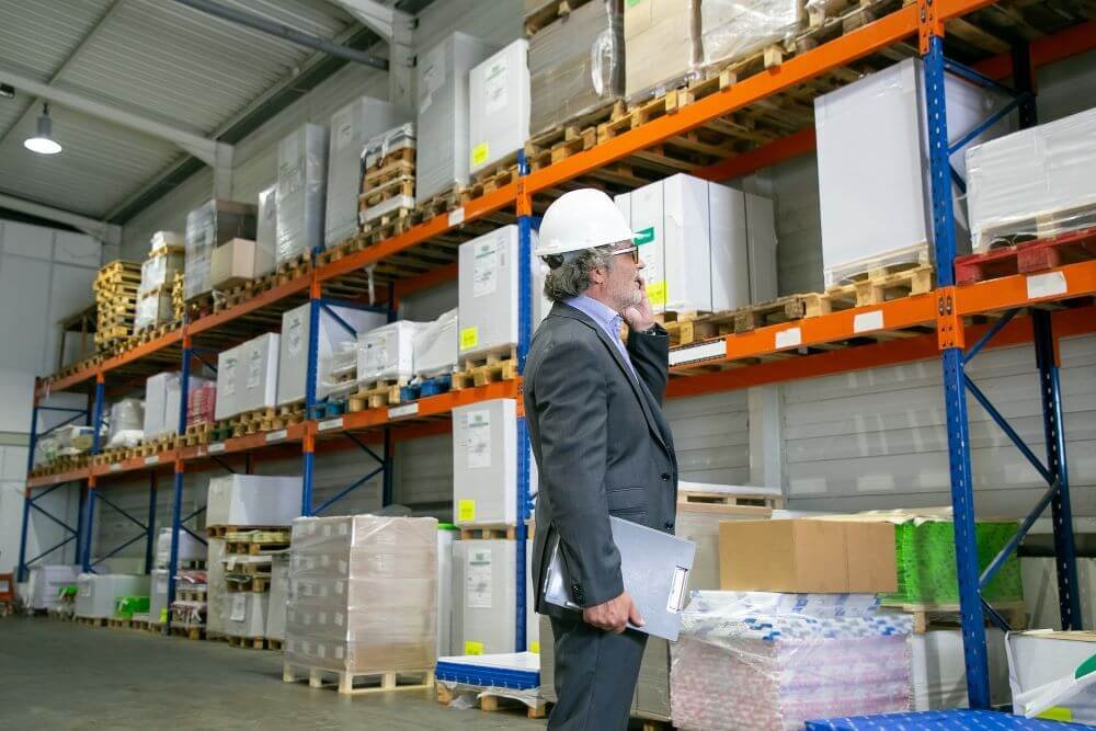 Things to Consider When Selecting Industrial Warehouse Shelving Solution