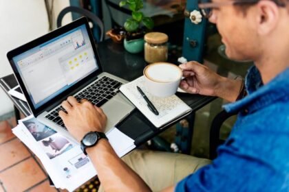 Top 3 Online Google Review Management Tools to Monitor Customer Reviews