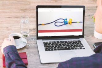 How Businesses Leverage AI Website Generator for Rapid Launches