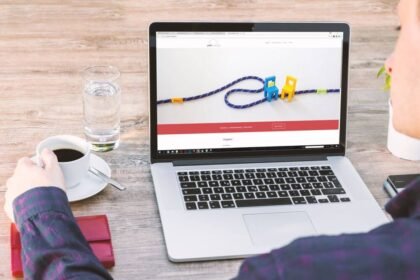 How Businesses Leverage AI Website Generator for Rapid Launches
