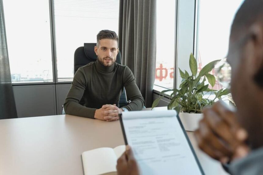 How to Maintain a Great Candidate Experience While Conducting Criminal Background Checks
