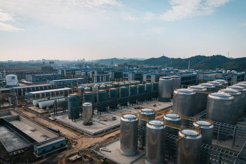 How to Retrofit Legacy Industrial Electrical Infrastructure for Modern Energy Storage