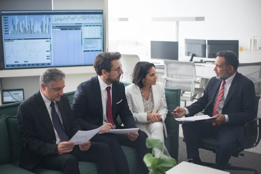 How Choosing A Financial Advisor Lehi UT Impacts Your Retirement Savings