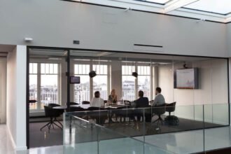 10 Critical Steps to Planning a Modern Tech-Ready Conference Room
